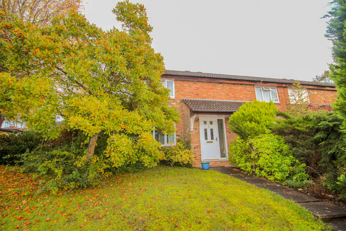 2 Bedroom End Of Terrace House To Rent In Juniper, Bracknell, RG12