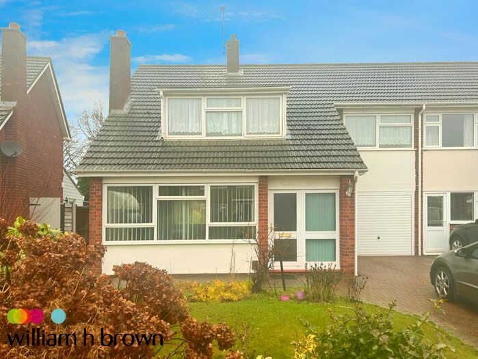 4 Bedroom Property To Rent In Juniper Road, Stanway, Colchester, CO3