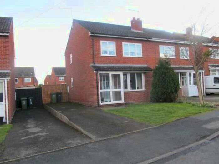3 Bedroom Property To Rent In Beech Avenue, Drakes Broughton, Pershore, WR10