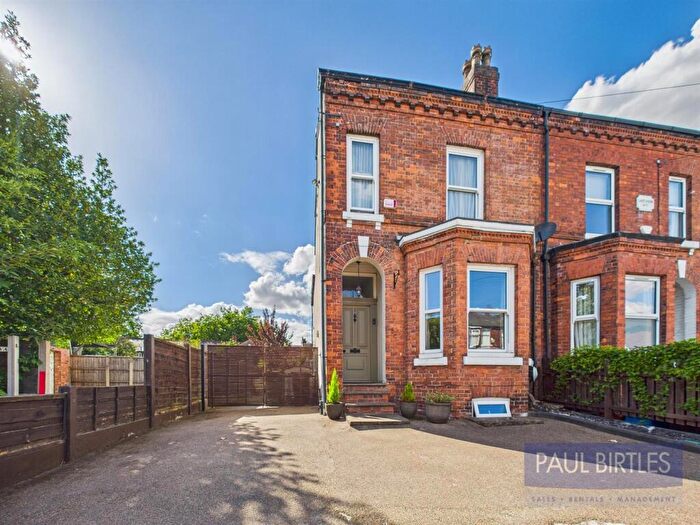 5 Bedroom End Of Terrace House For Sale In Westbourne Road, Urmston, Trafford, M41