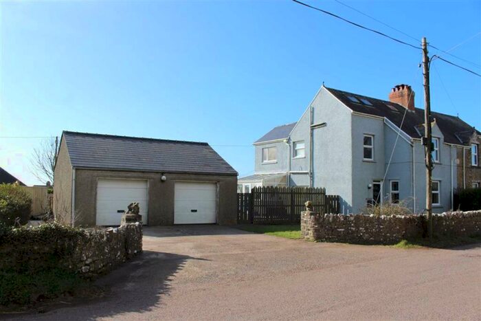 3 Bedroom Semi-Detached House For Sale In Castlemartin, Pembroke, SA71