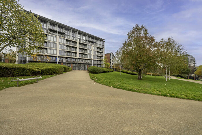 2 Bedroom Apartment To Rent In Mason Way, Park Central, B15