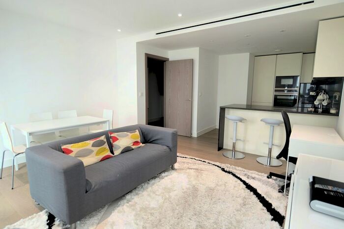 2 Bedroom Flat To Rent In Vaughan Way, London, E1W