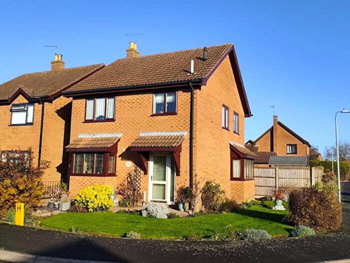 3 Bedroom Detached House For Sale In Harrington Drive, Crowland, Peterborough, PE6