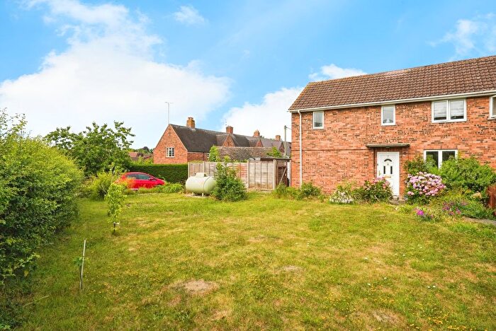 3 Bedroom Semi-Detached House For Sale In Springhill, Sandhurst, Gloucester, Gloucestershire, GL2