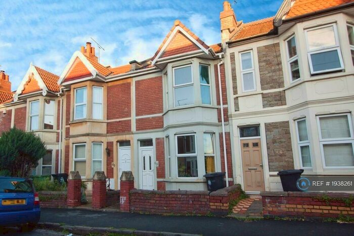 3 Bedroom Terraced House To Rent In Repton Road, Bristol, BS4