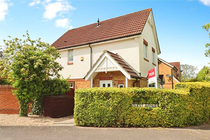 3 Bedroom Semi-Detached House For Sale In Guest Avenue, Emersons Green, Bristol, BS16