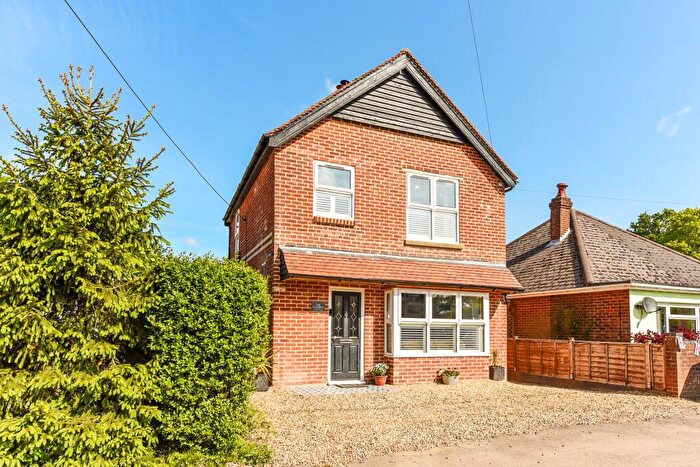 3 Bedroom Detached House For Sale In Durley, SO32