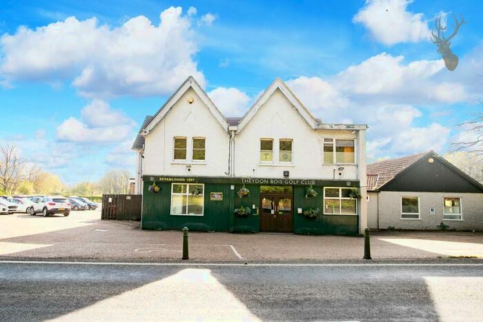 1 Bedroom House To Rent In Theydon Road, Epping, CM16