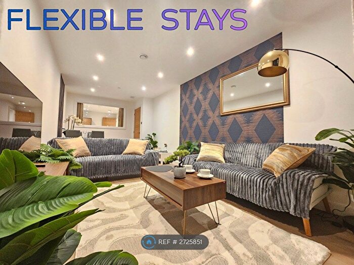 2 Bedroom Flat To Rent In Leeds City Center, Leeds, LS9