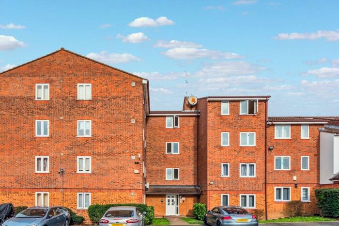 Apartment To Rent In John Williams Close, London, SE14