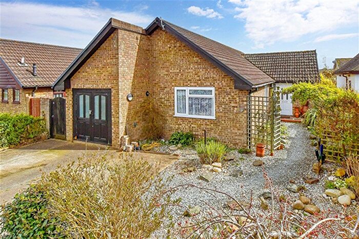 3 Bedroom Detached Bungalow For Sale In Adie Road, Greatstone, Kent, TN28