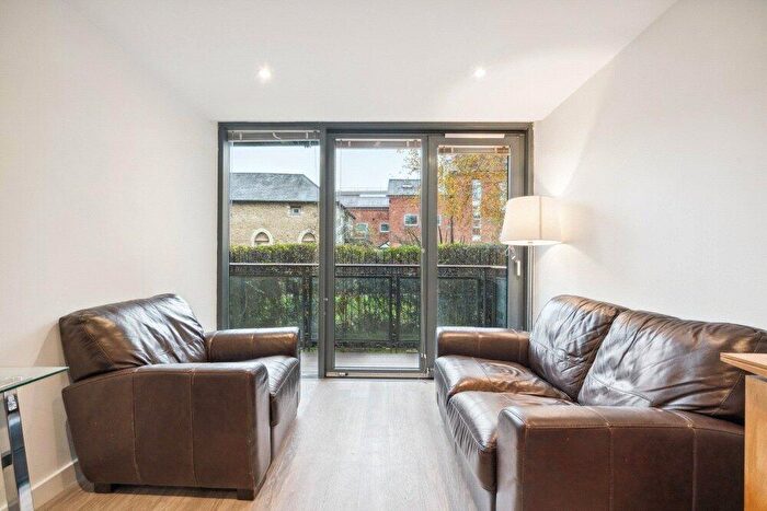 1 Bedroom Apartment To Rent In Fisher Row, Oxford, OX1