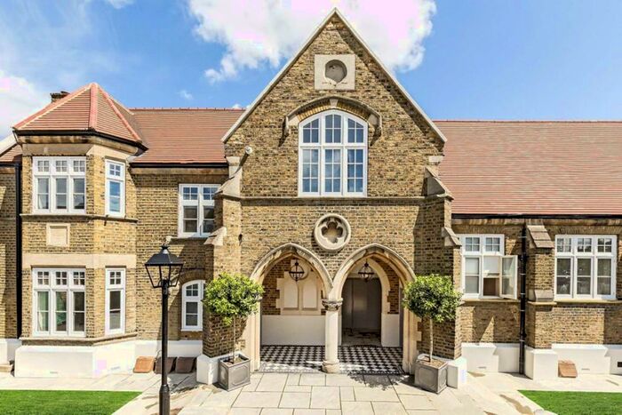 2 Bedroom Flat To Rent In Ewell Road, Surbiton, KT6