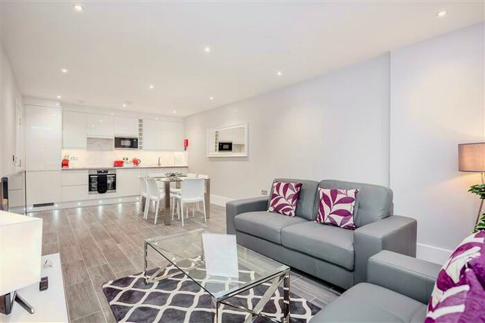 2 Bedroom Serviced Apartments To Rent In Denmark Villas, Hove, BN3