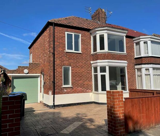 Houses for sale & to rent in TS5 5QG, Cherryfield Drive, Park Middlesbrough