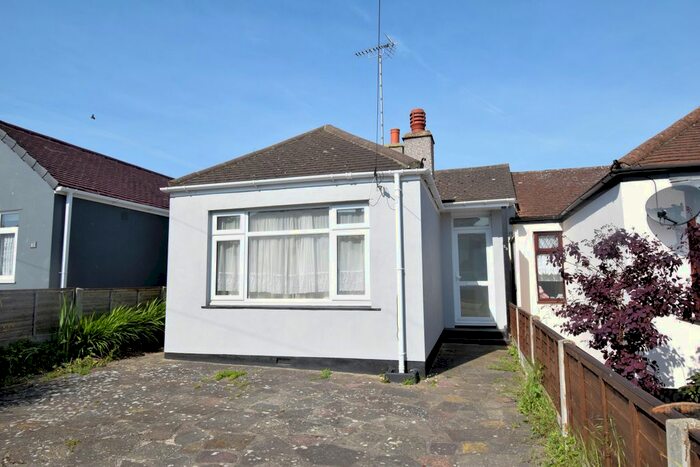 2 Bedroom Semi-Detached Bungalow To Rent In Bellhouse Lane, Leigh-On-Sea, SS9