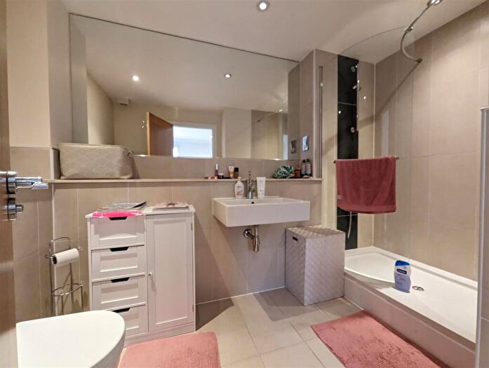 2 Bedroom Apartment To Rent In Bessborough Road, Poole, BH13