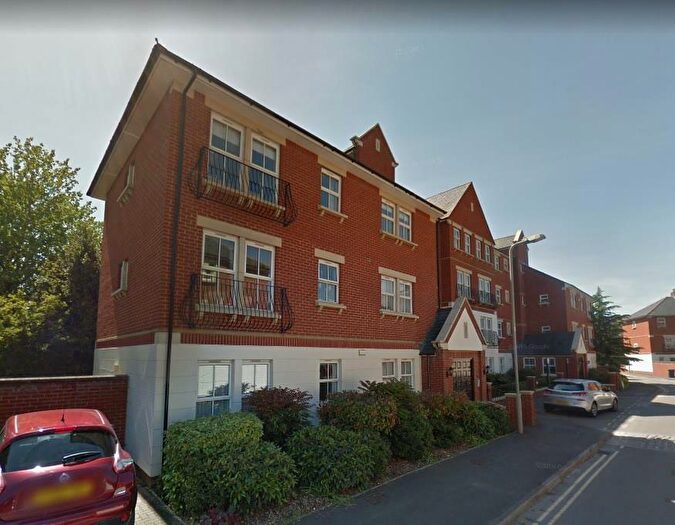 2 Bedroom Apartment To Rent In City Centre, Oxford, OX1