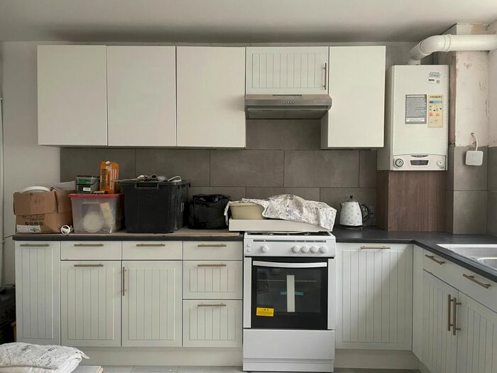 3 Bedroom Terraced House To Rent In Crocus Field, London, EN5