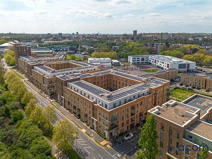 2 Bedroom Apartment To Rent In Trobridge Parade, Graham Park Way, London, NW9