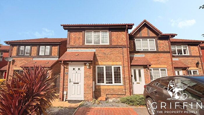 2 Bedroom Semi-Detached House To Rent In Girona Close, Chafford Hundred, Chafford Hundred, RM16