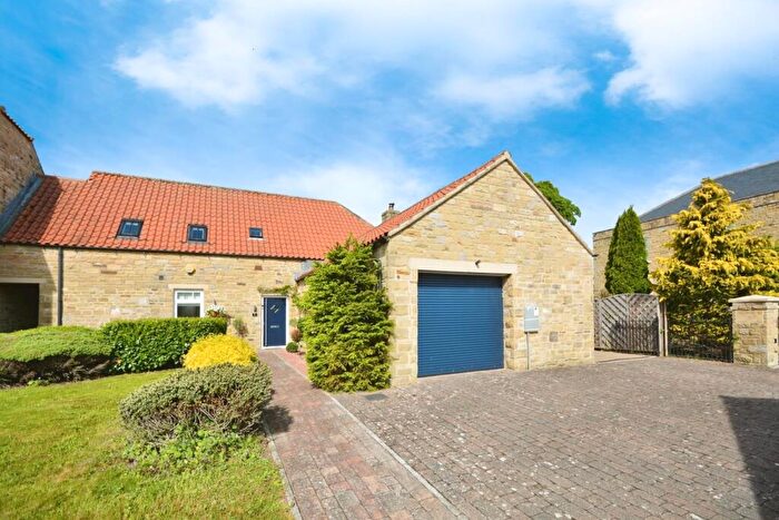 3 Bedroom Detached House For Sale In Hallgarth Court, Newsham, DL11