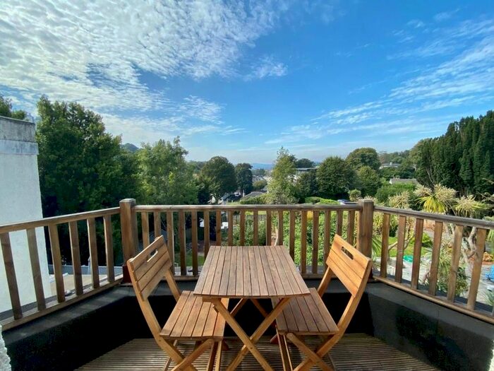 2 Bedroom Flat To Rent In Lower Warberry Road, Torquay, TQ1