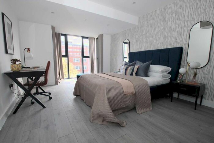 2 Bedroom Flat To Rent In Marlowes, Hemel Hempstead, HP1