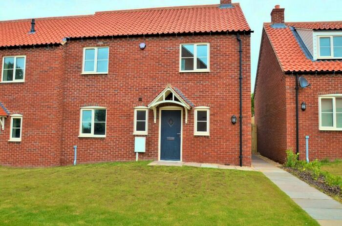 2 Bedroom Semi-Detached House To Rent In Wesleyan Court, Everton, Doncaster, DN10