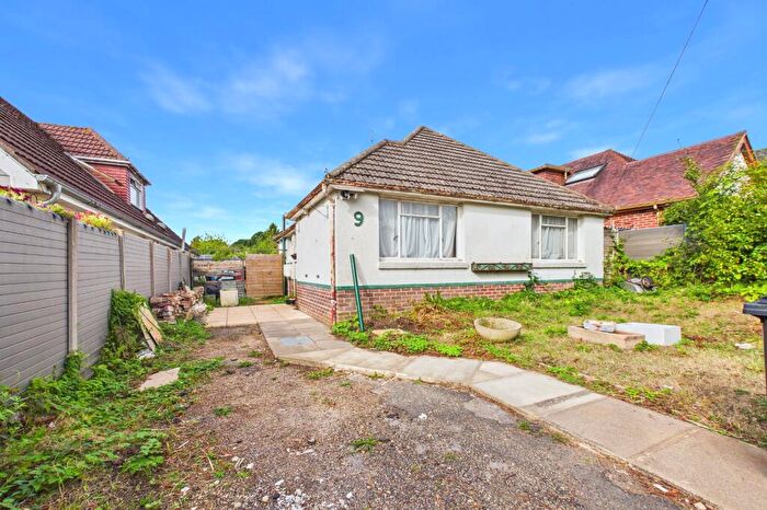 3 Bedroom Bungalow For Sale In Springdale Avenue, Broadstone, Dorset, BH18