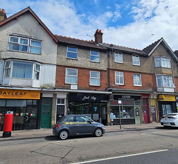 3 Bedroom Flat To Rent In Ramsgate Road, Margate, CT9