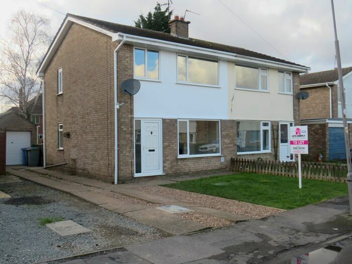 3 Bedroom Semi-Detached House To Rent In Manor Gardens, Boston, PE21