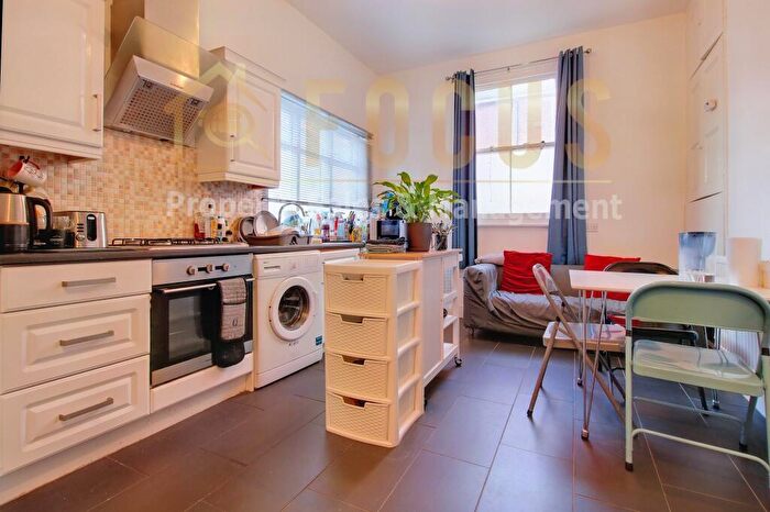 3 Bedroom Terraced House To Rent In Newtown Street, Leicester, LE1