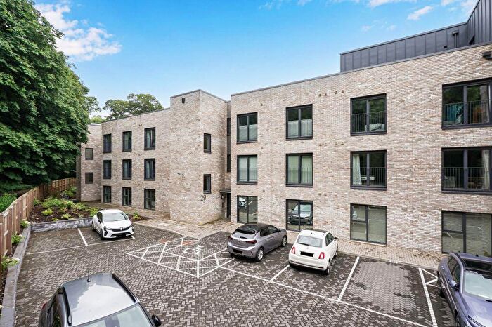 2 Bedroom Flat For Sale In / Lanark Road, Craiglockhart, Edinburgh, EH14