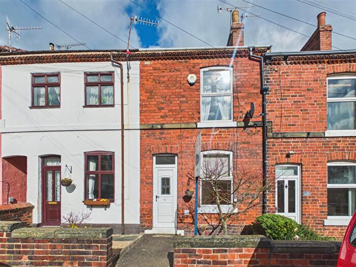 2 Bedroom Terraced House For Sale In Princess Road, Dronfield, S18