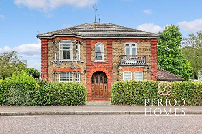 2 Bedroom Apartment For Sale In Headley Chase, Brentwood, CM14