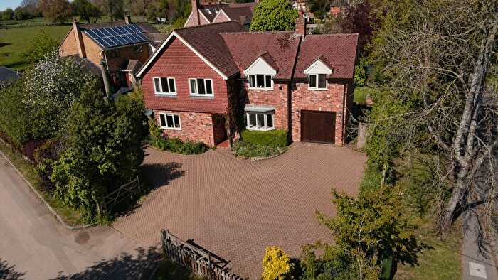 5 Bedroom Detached House For Sale In Winslow Road, Little Horwood, Milton Keynes, MK17