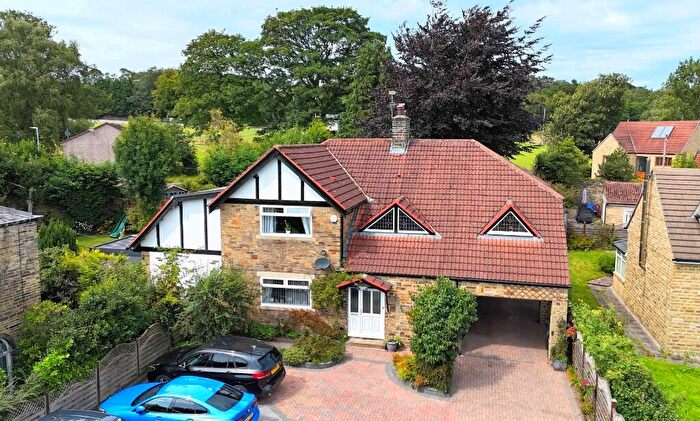 4 Bedroom Detached House For Sale In Whispering Spinney, Beechwood Road, Halifax, HX2