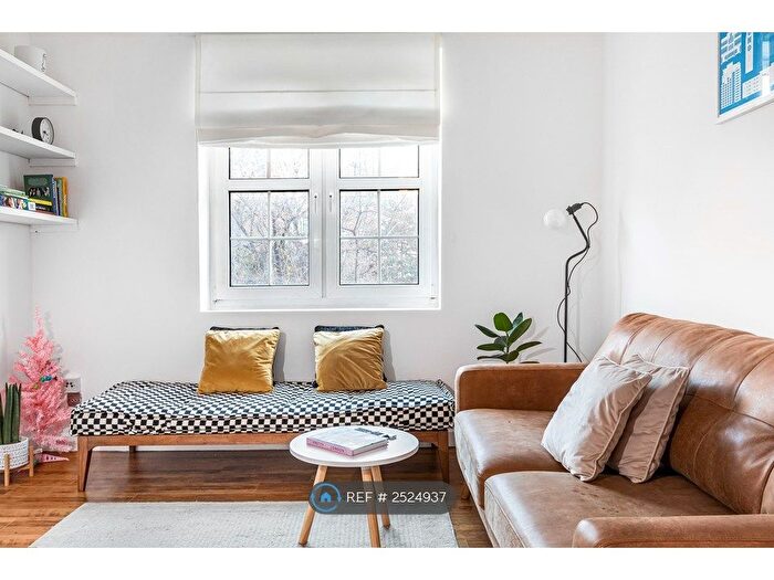 2 Bedroom Flat To Rent In Tompion House, London, EC1V