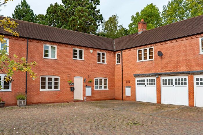 4 Bedroom Terraced House For Sale In Mill Court, Alvechurch, B48