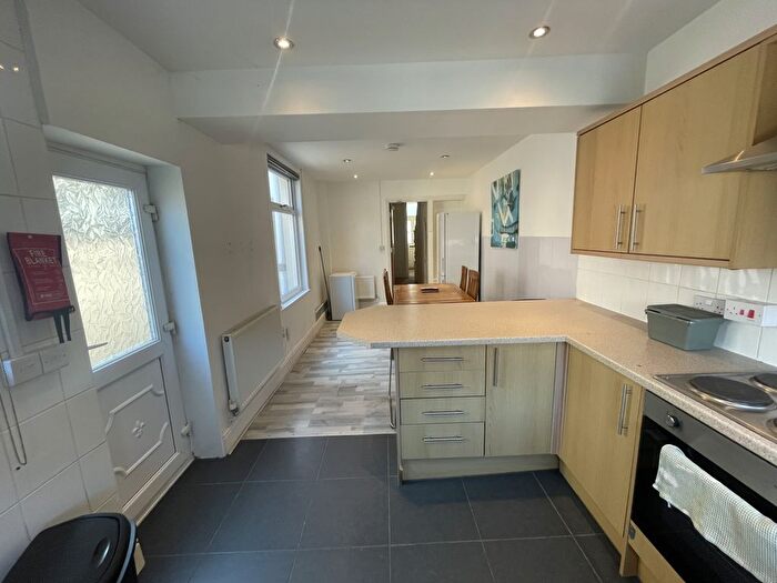4 Bedroom Terraced House To Rent In Malefant Street, Cathays, CF24