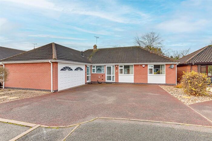 3 Bedroom Detached Bungalow For Sale In Heath Gardens, Breaston, DE72
