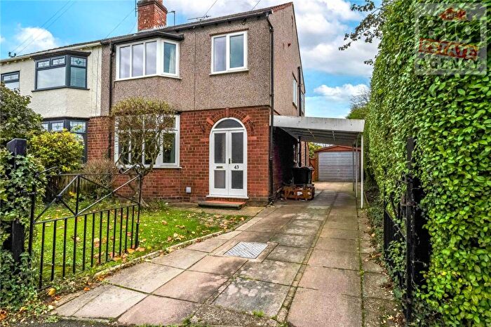 3 Bedroom Semi-Detached House To Rent In Shaftesbury Avenue, Vicars Cross, Chester, CH3