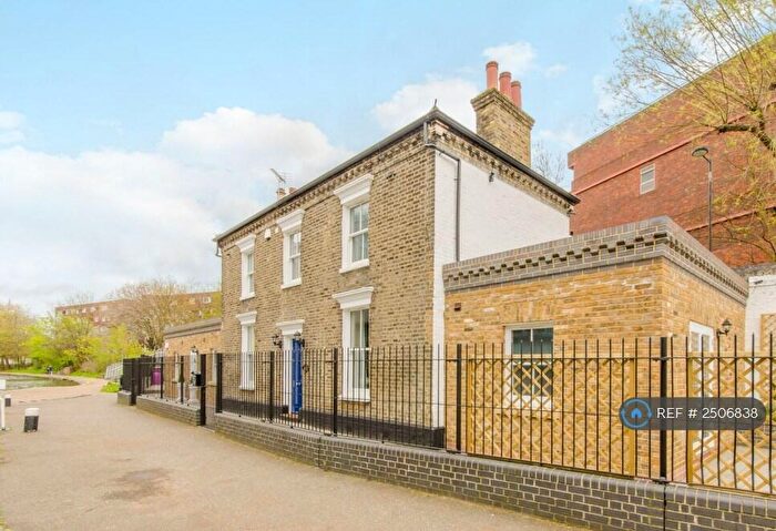 5 Bedroom Detached House To Rent In Tomlins Terrace, London, E14