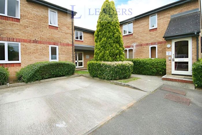 1 Bedroom Apartment For Sale In Talisman Street, Hitchin, Hertfordshire, SG4