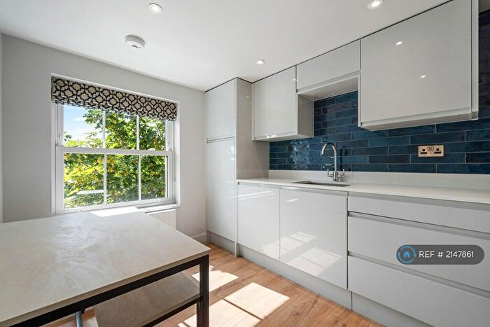 1 Bedroom Flat To Rent In Parkhurst Road, London, N7