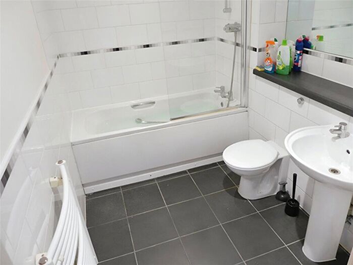 1 Bedroom Apartment For Sale In Osbourne House, Queen Victoria Road, Coventry, West Midlands, CV1