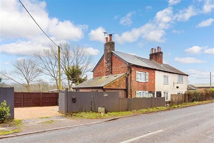 2 Bedroom Semi-Detached House For Sale In Andrews Hill, Billingshurst, West Sussex, RH14