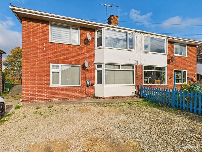 2 Bedroom Flat To Rent In Canterbury Walk, Hatherley, GL51